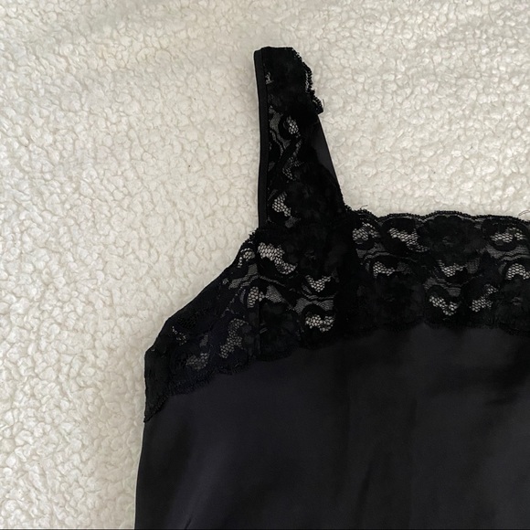 Holt Renfrew Canada Black Silk Top - Picture 2 of 5